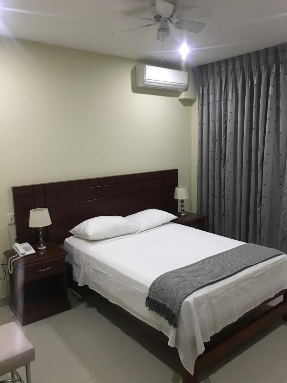 Lc Hoteles Piura Exterior photo