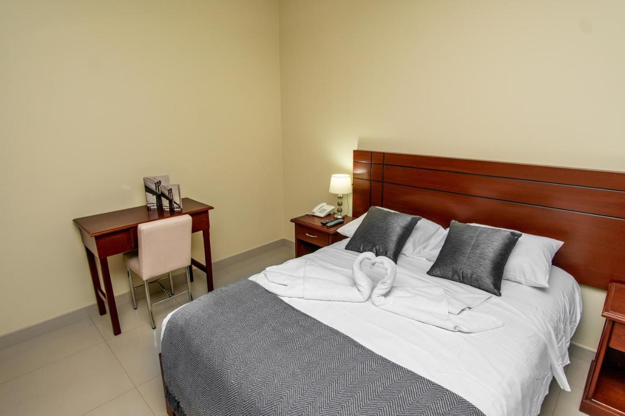 Lc Hoteles Piura Exterior photo