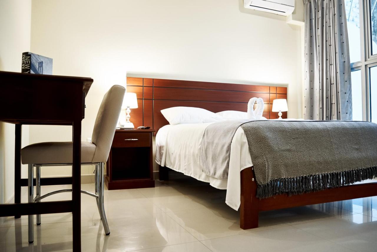 Lc Hoteles Piura Exterior photo