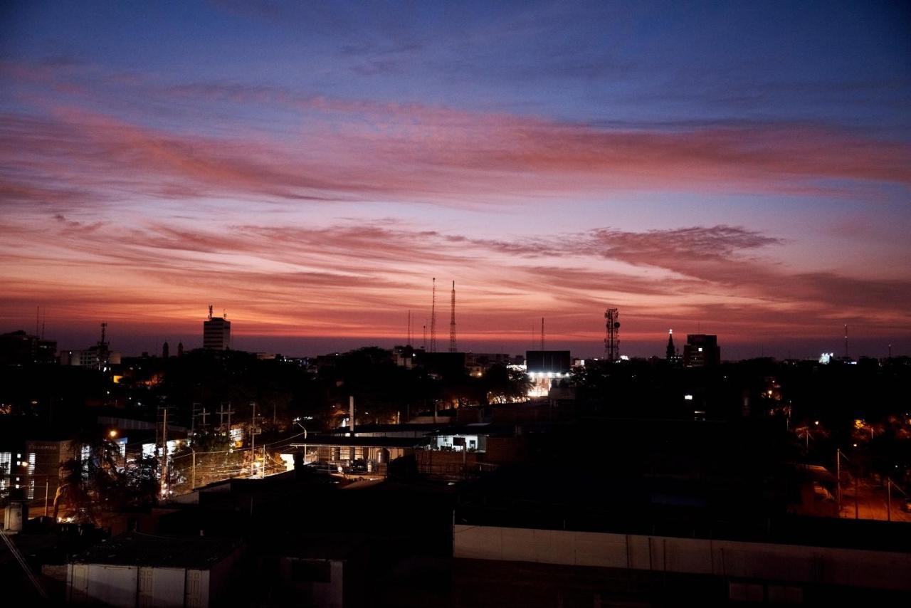 Lc Hoteles Piura Exterior photo